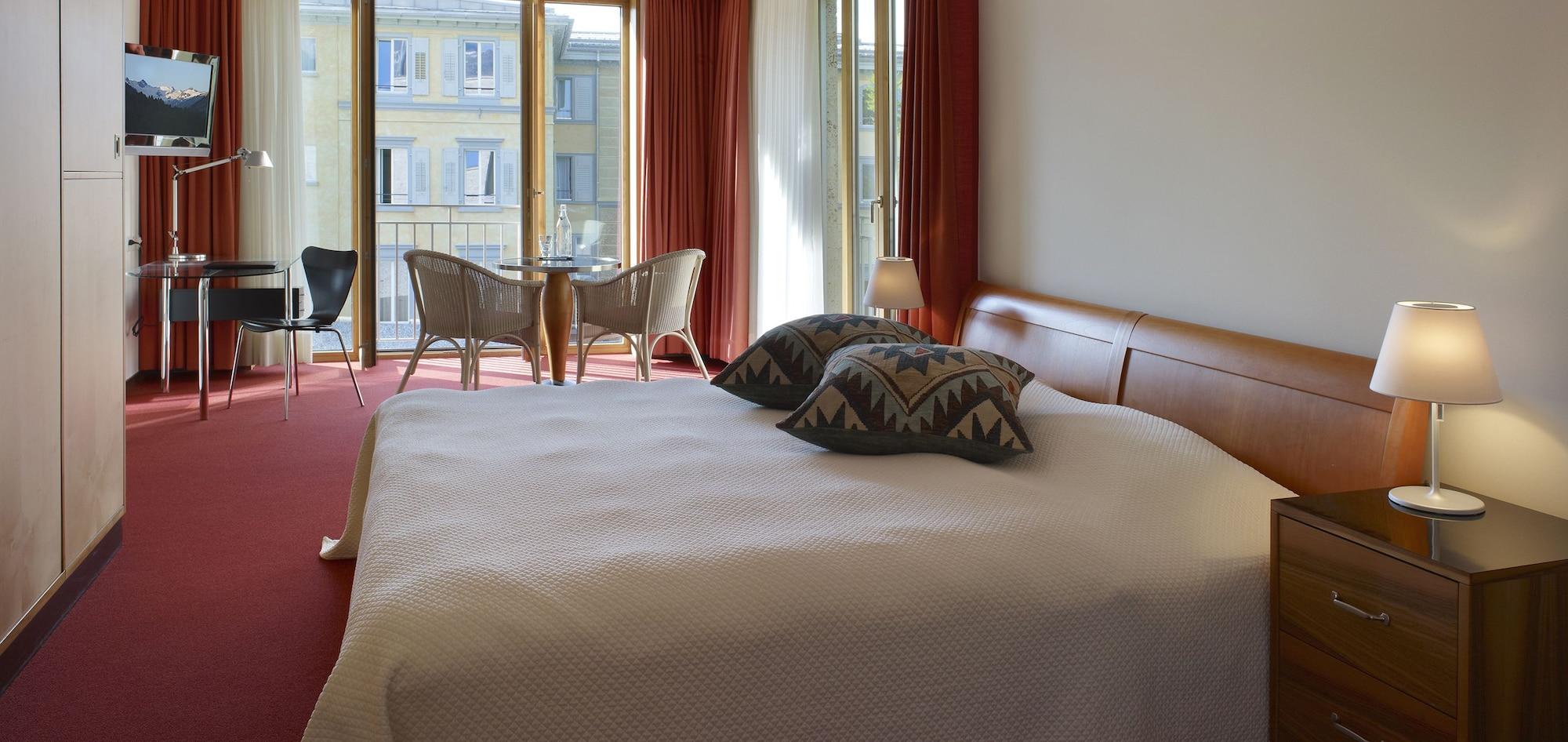 Hotel Saratz ปอนเตรสซีนา ภายนอก รูปภาพ