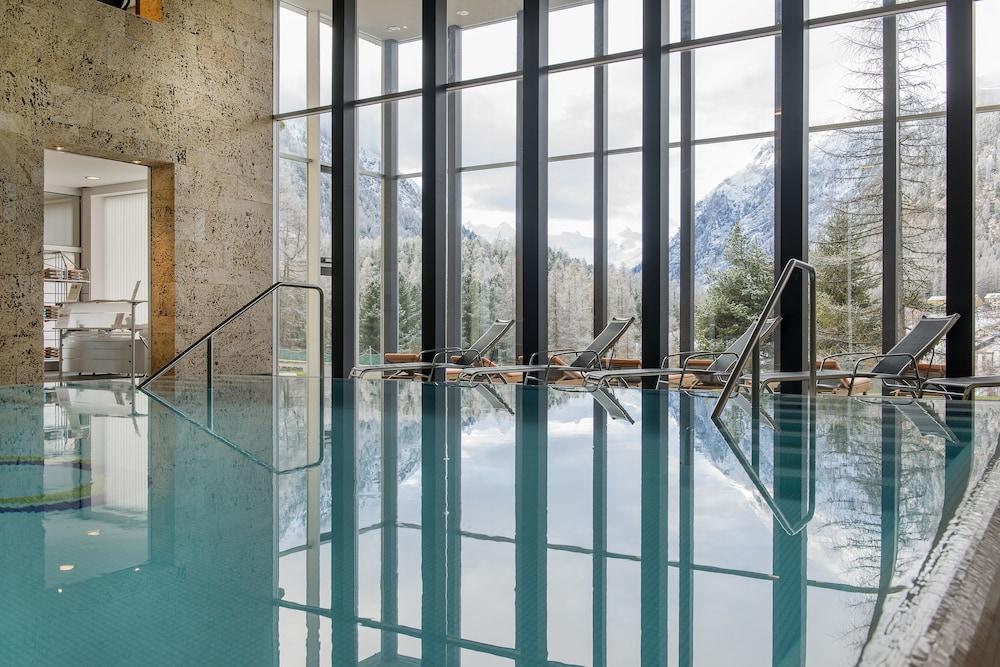 Hotel Saratz ปอนเตรสซีนา ภายนอก รูปภาพ