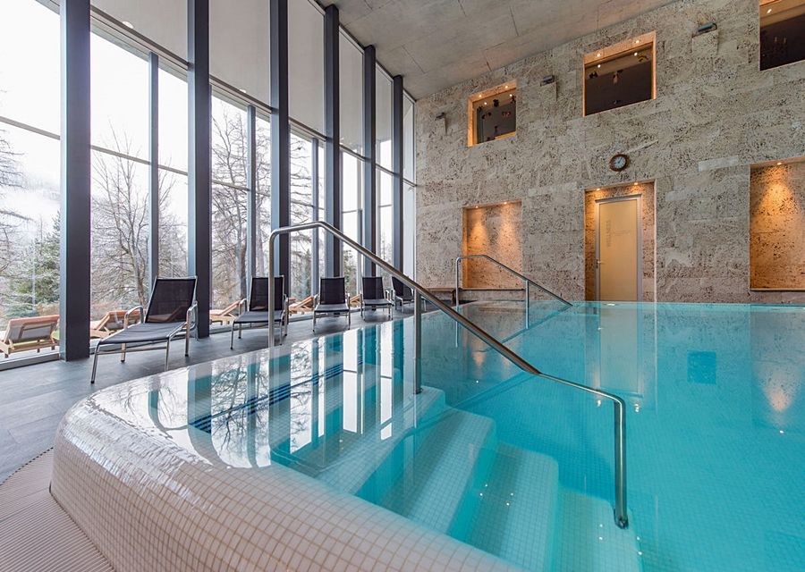 Hotel Saratz ปอนเตรสซีนา ภายนอก รูปภาพ